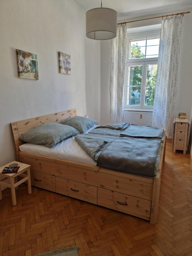 Entzueckendes Apartment Im Zentrum Graz Ngoại thất bức ảnh